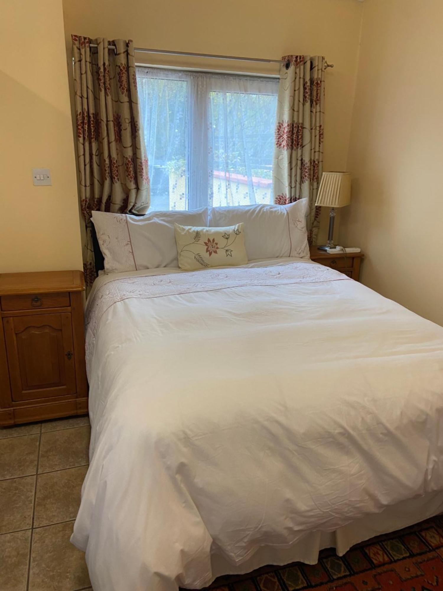 Padoro Lodge Kildare Extérieur photo